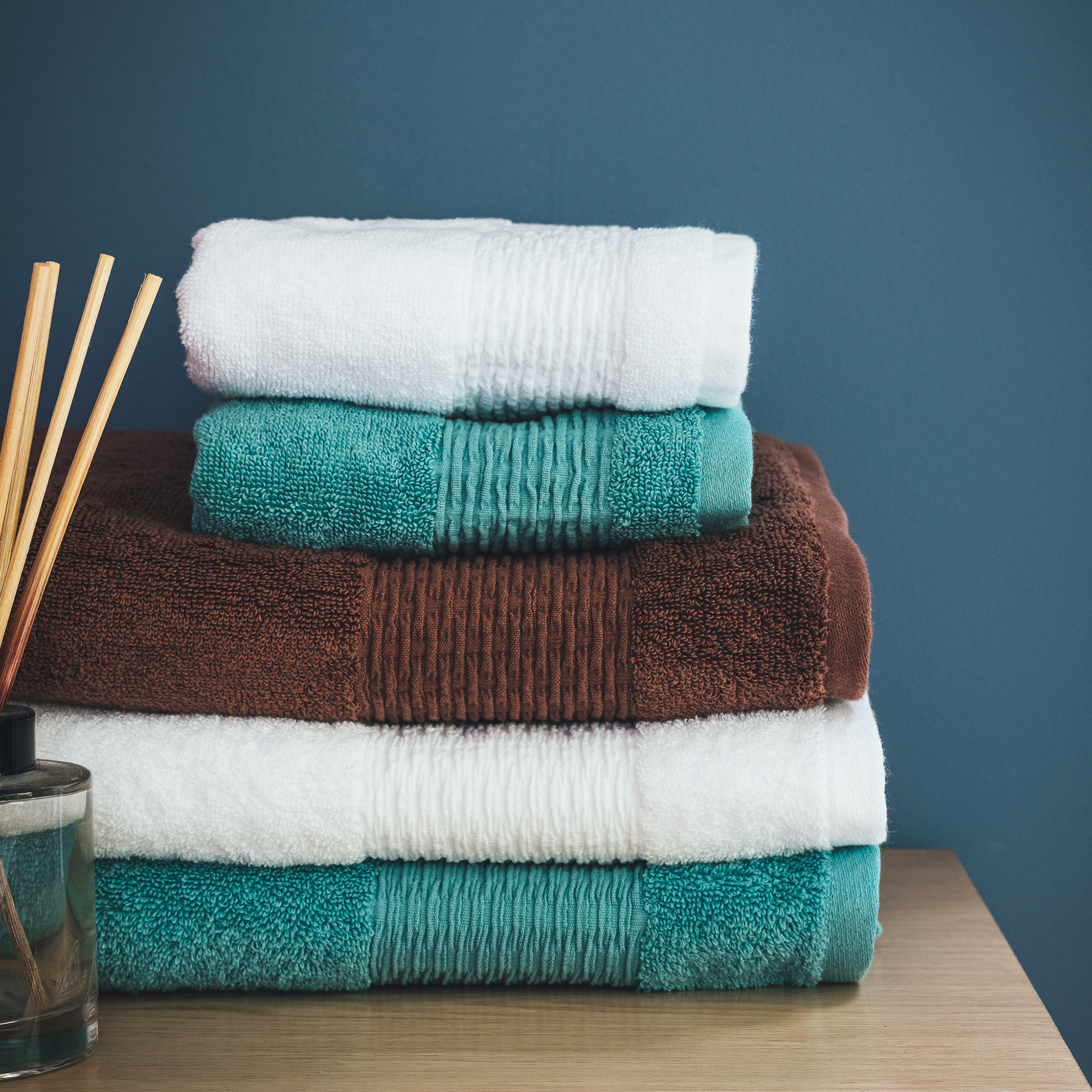 Luna Towels